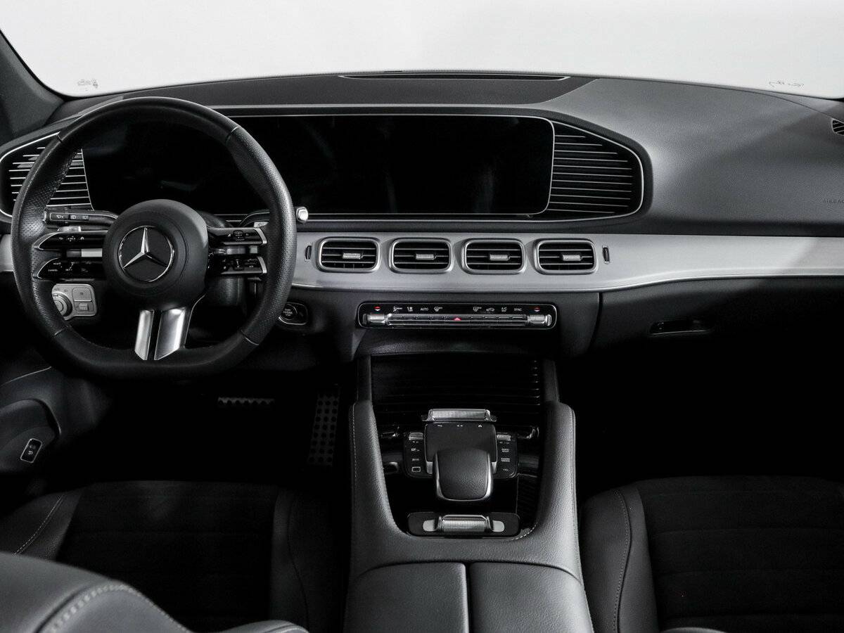 Mercedes-Benz GLE с пробегом — 2024 год. Фото: #11