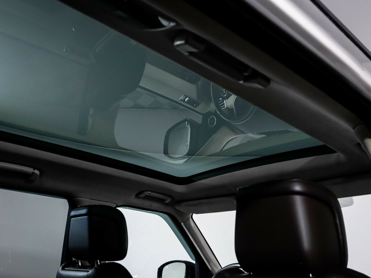 Land Rover Range Rover с пробегом — 2018 год. Фото: #16