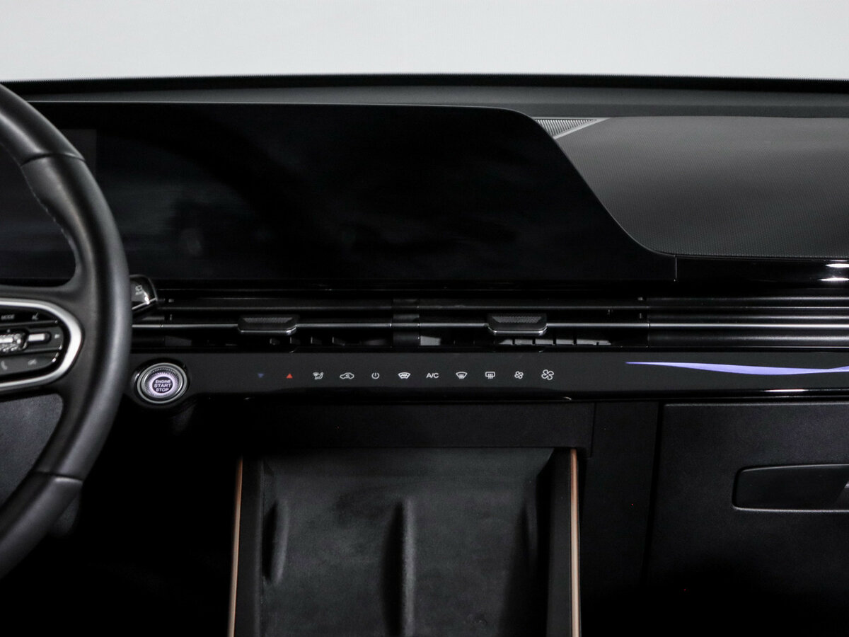 OMODA C5 с пробегом — 2024 год. Фото: #12