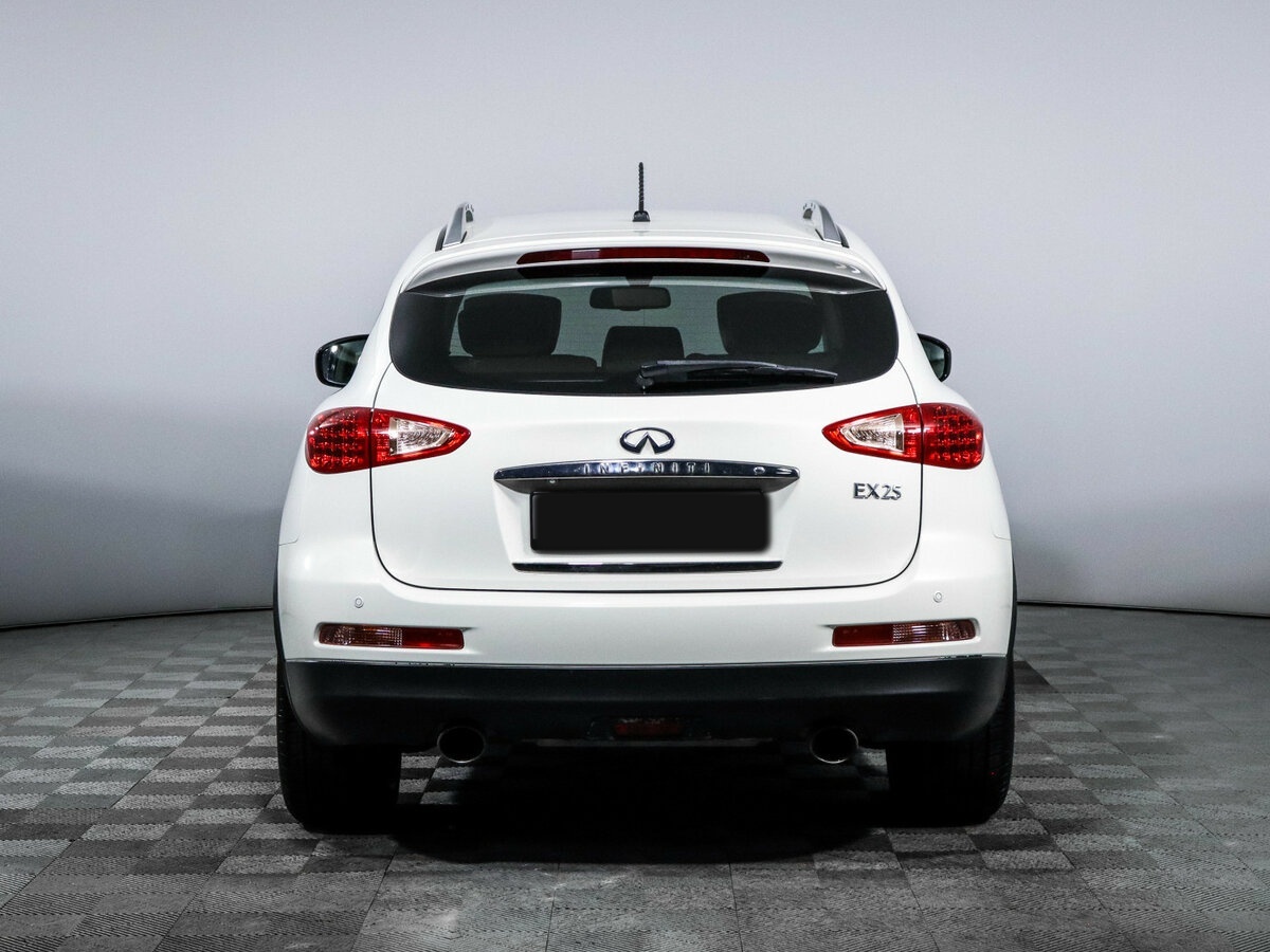 Infiniti EX с пробегом — 2012 год. Фото: #4