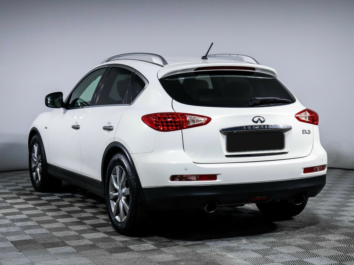 Infiniti EX с пробегом — 2012 год. Фото: #5
