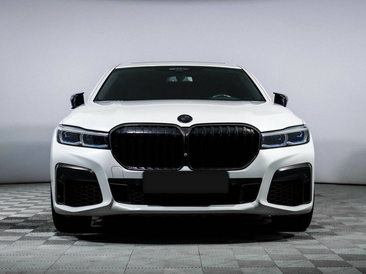 BMW 7 серии с пробегом — 2020 год. Фото: #1