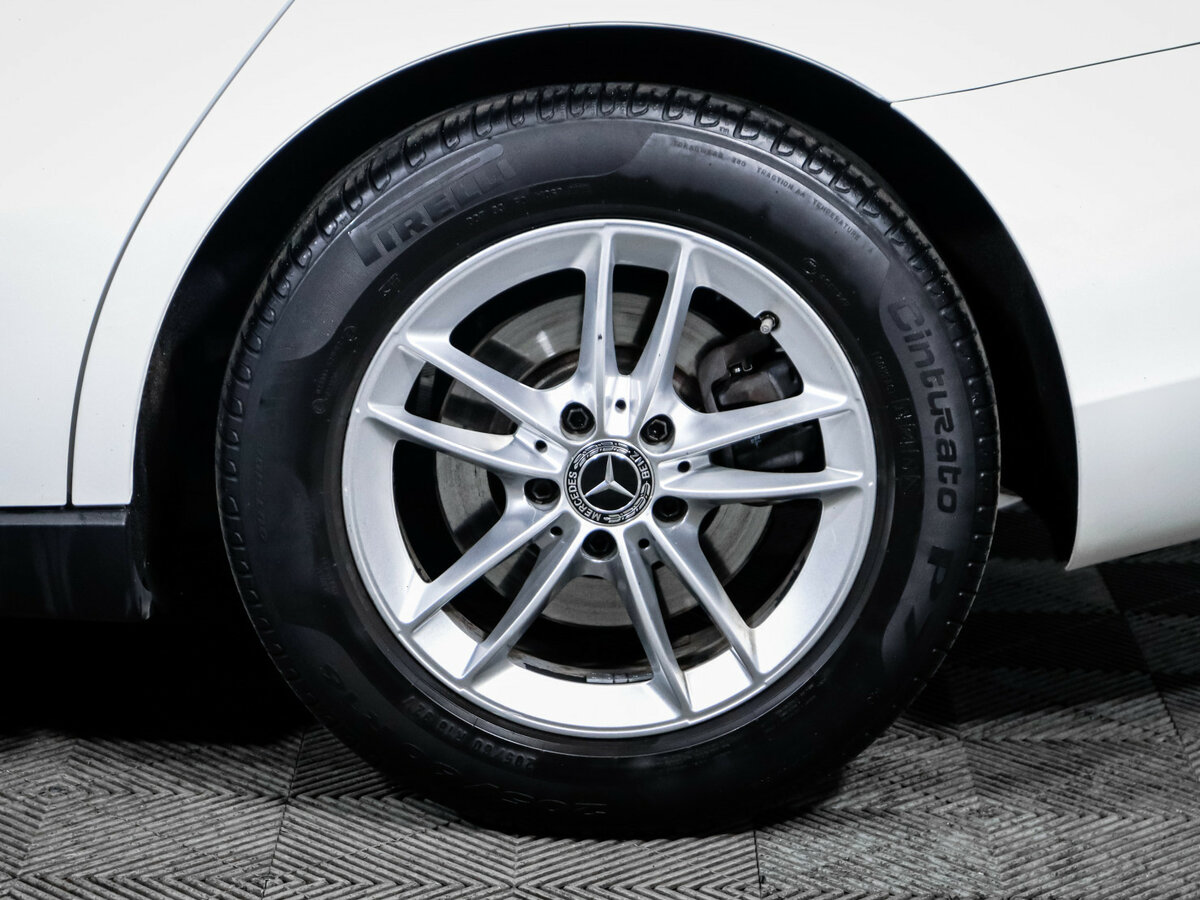 Mercedes-Benz A-Класс с пробегом — 2019 год. Фото: #11