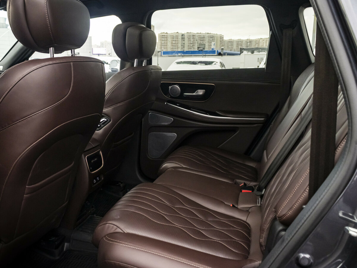 EXEED VX с пробегом — 2023 год. Фото: #12