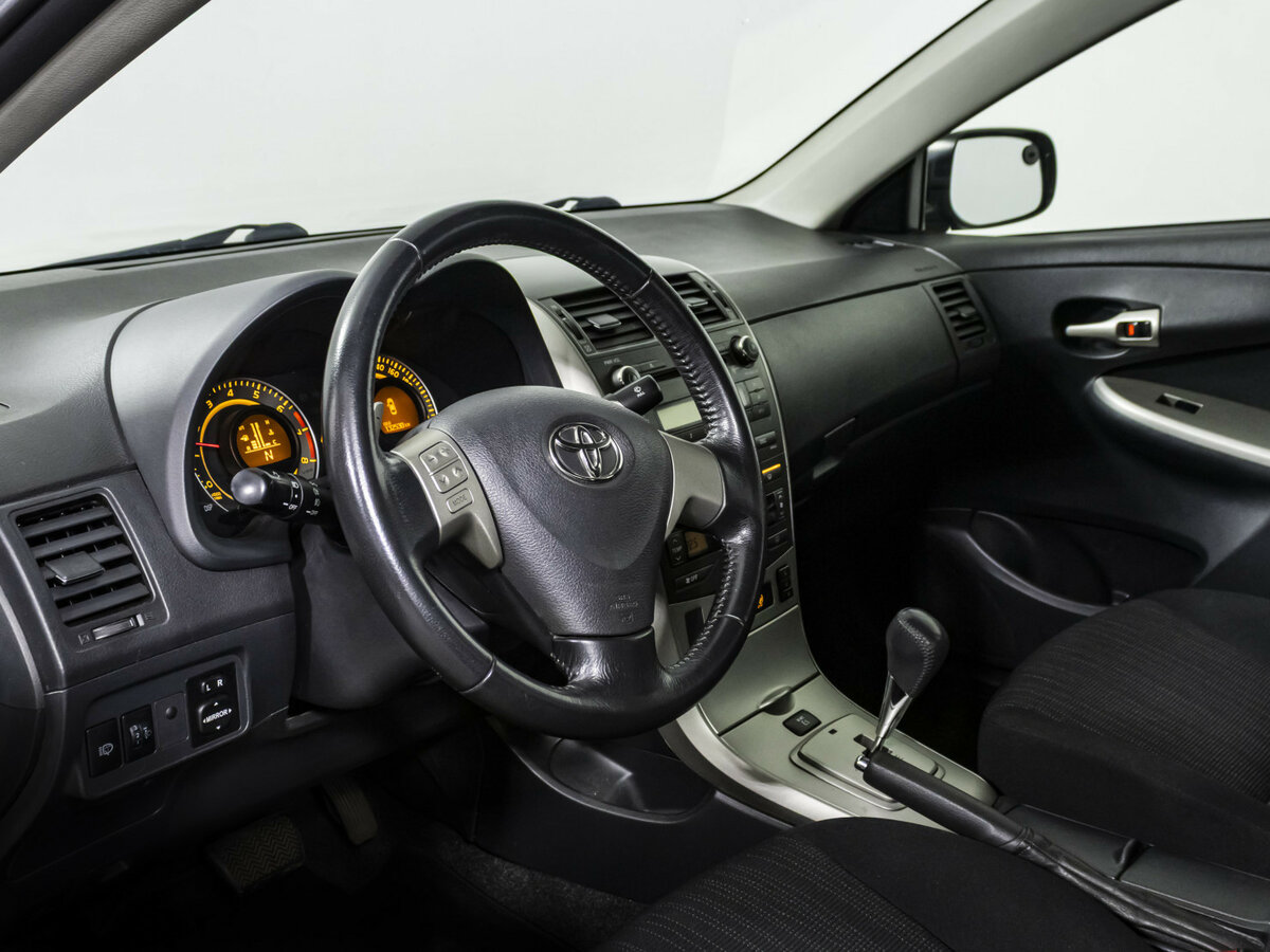 Toyota Corolla с пробегом — 2008 год. Фото: #8