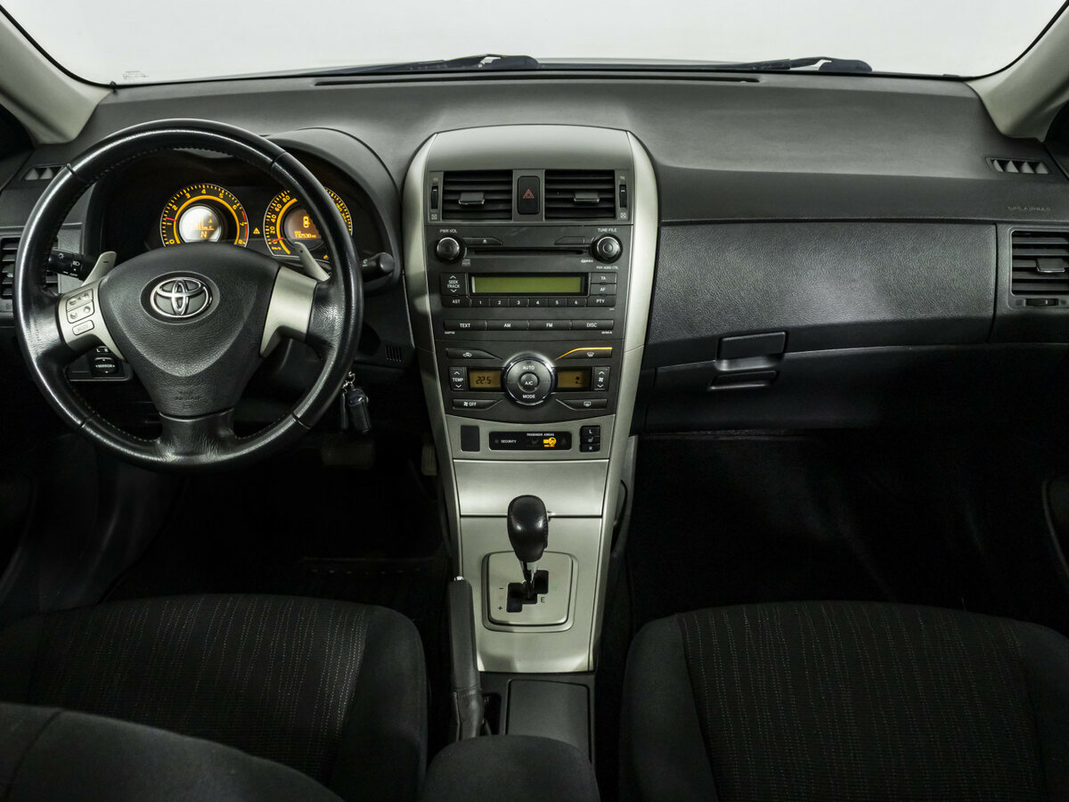 Toyota Corolla с пробегом — 2008 год. Фото: #10