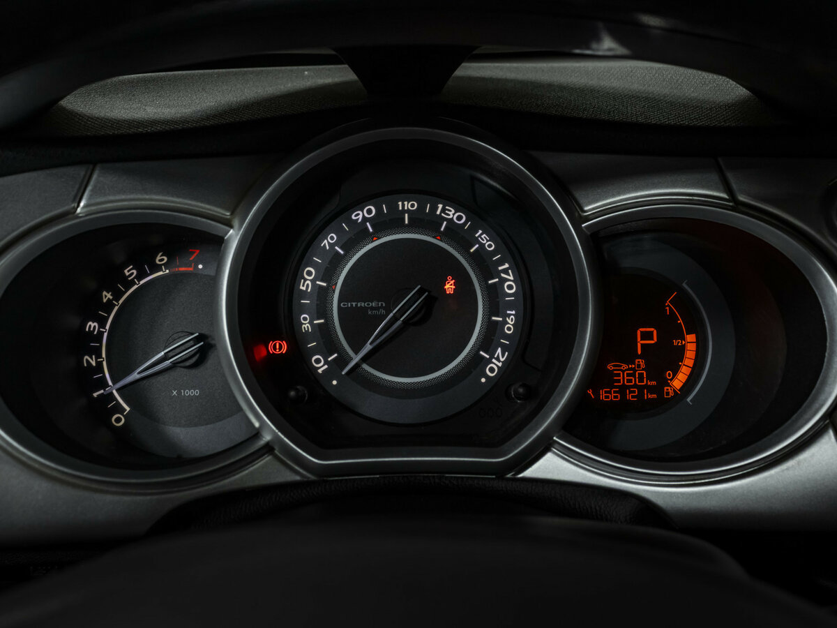 Citroen C3 с пробегом — 2010 год. Фото: #10