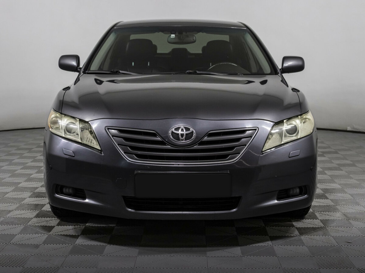 Toyota Camry с пробегом — 2007 год. Фото: #1
