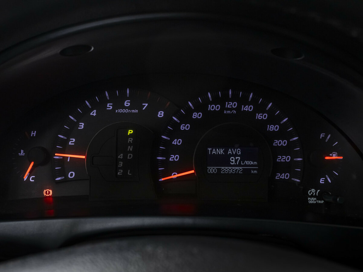 Toyota Camry с пробегом — 2007 год. Фото: #8