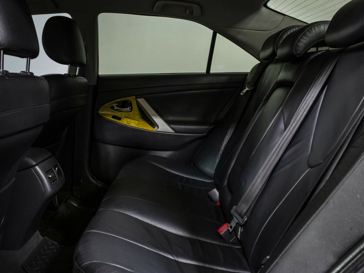 Toyota Camry с пробегом — 2007 год. Фото: #10