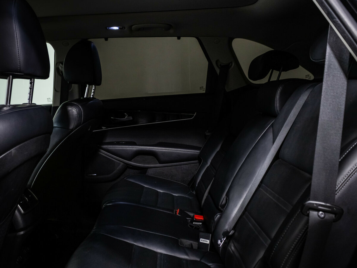 Kia Sorento с пробегом — 2018 год. Фото: #10