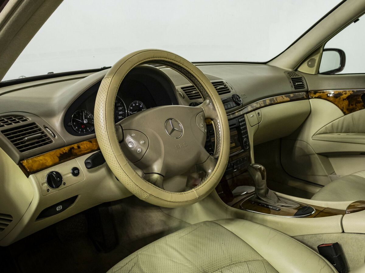 Mercedes-Benz E-Класс с пробегом — 2006 год. Фото: #7