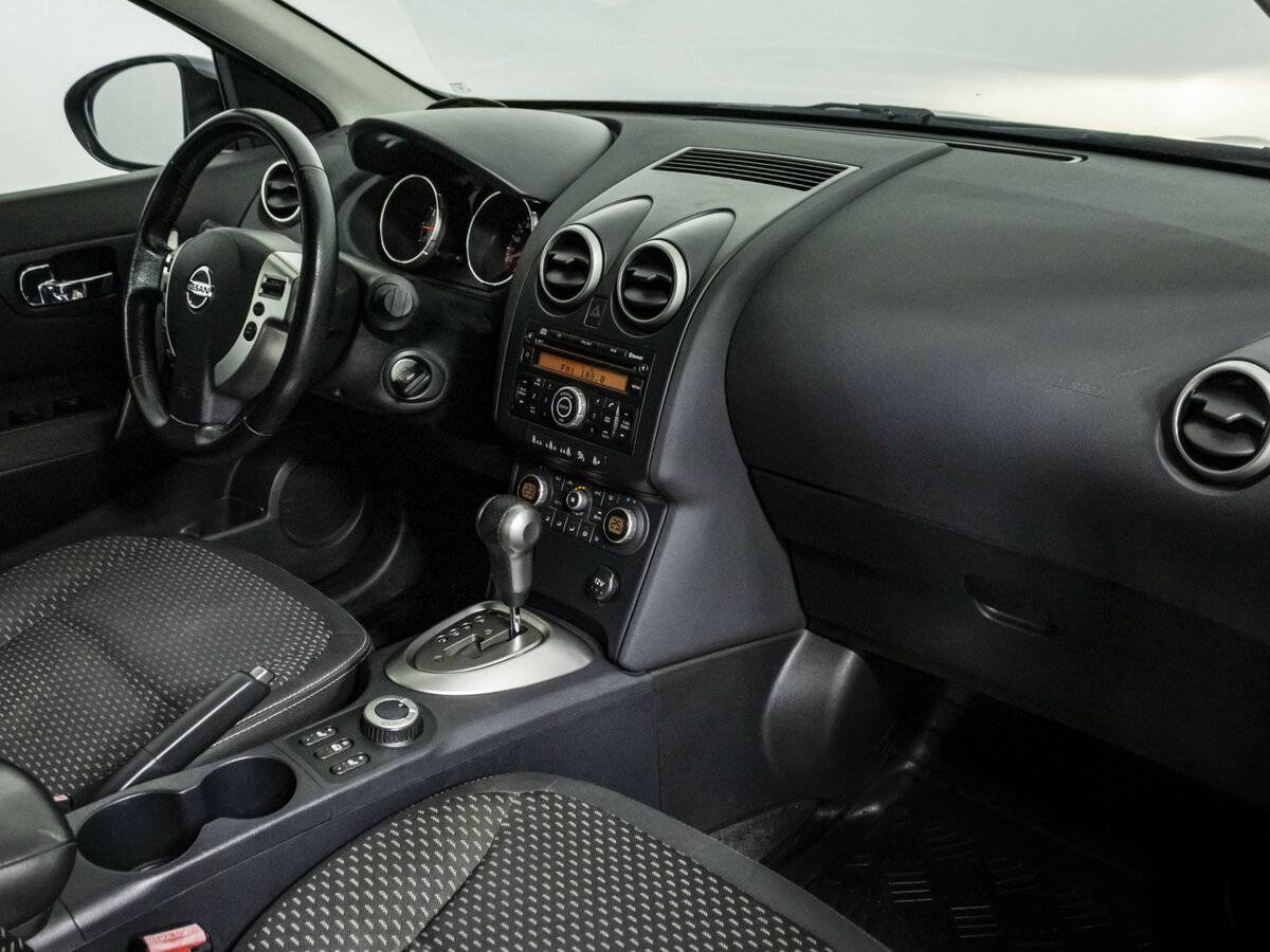 Nissan Qashqai+2 с пробегом — 2009 год. Фото: #6