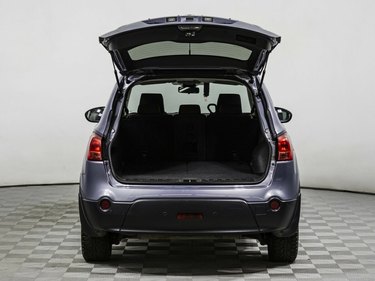 Nissan Qashqai+2 с пробегом — 2009 год. Фото: #14