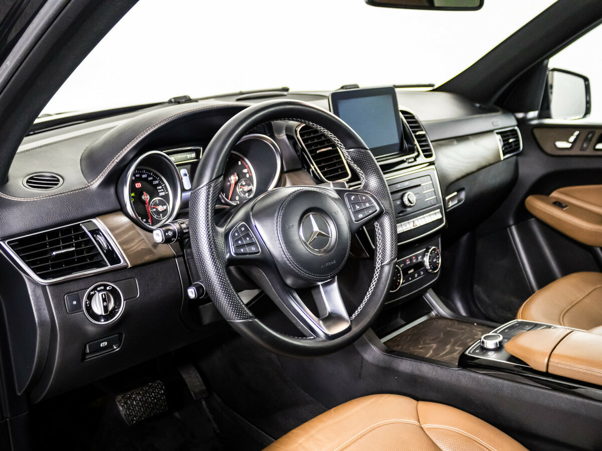 Mercedes-Benz GLS с пробегом — 2017 год. Фото: #11