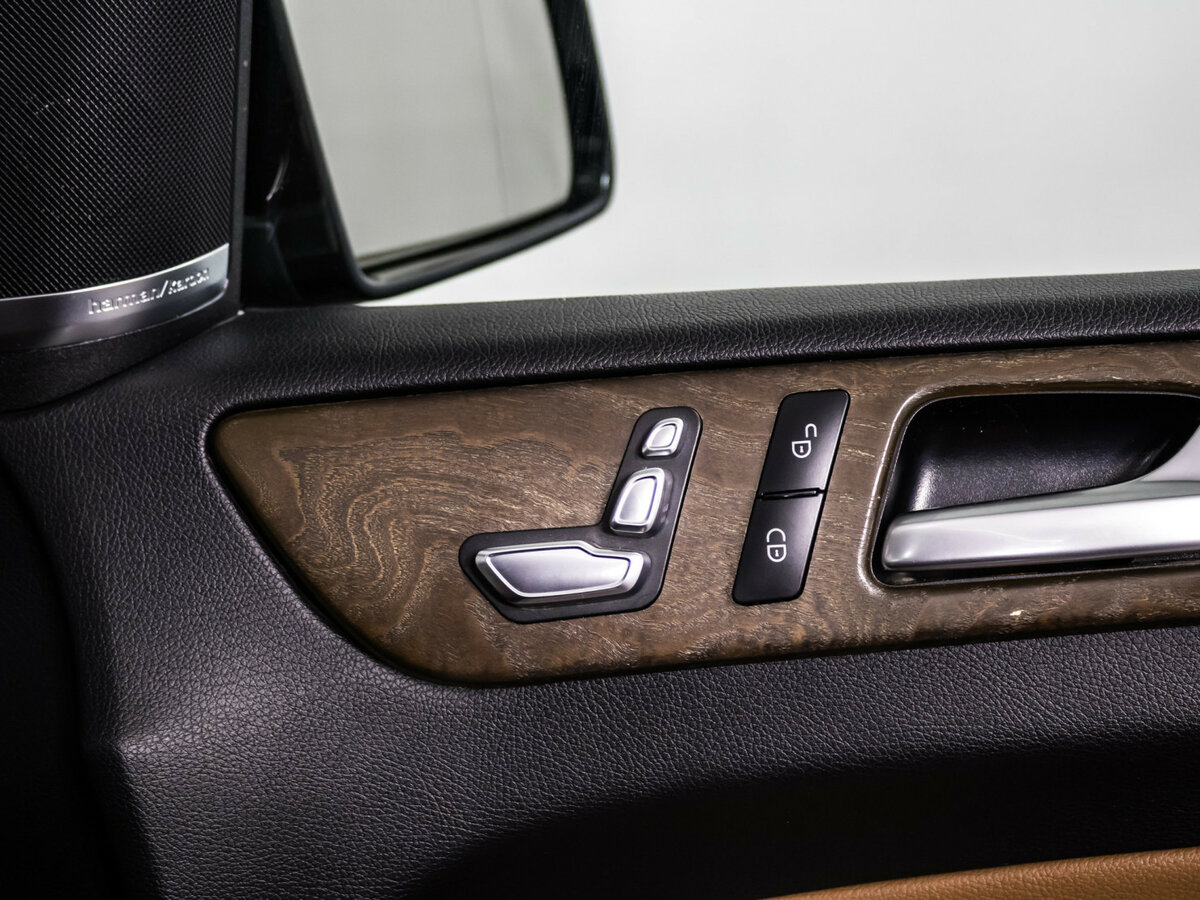 Mercedes-Benz GLS с пробегом — 2017 год. Фото: #16