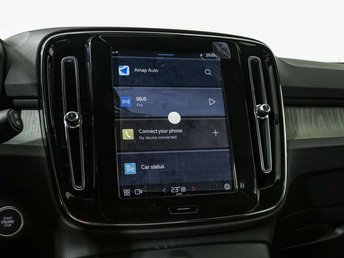 Volvo XC40 с пробегом — 2024 год. Фото: #11