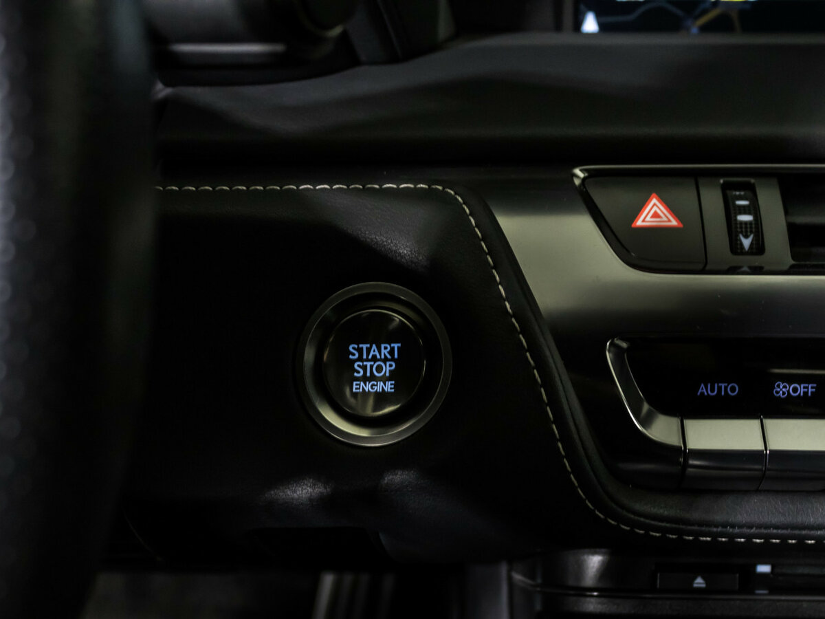 Lexus LC с пробегом — 2020 год. Фото: #21