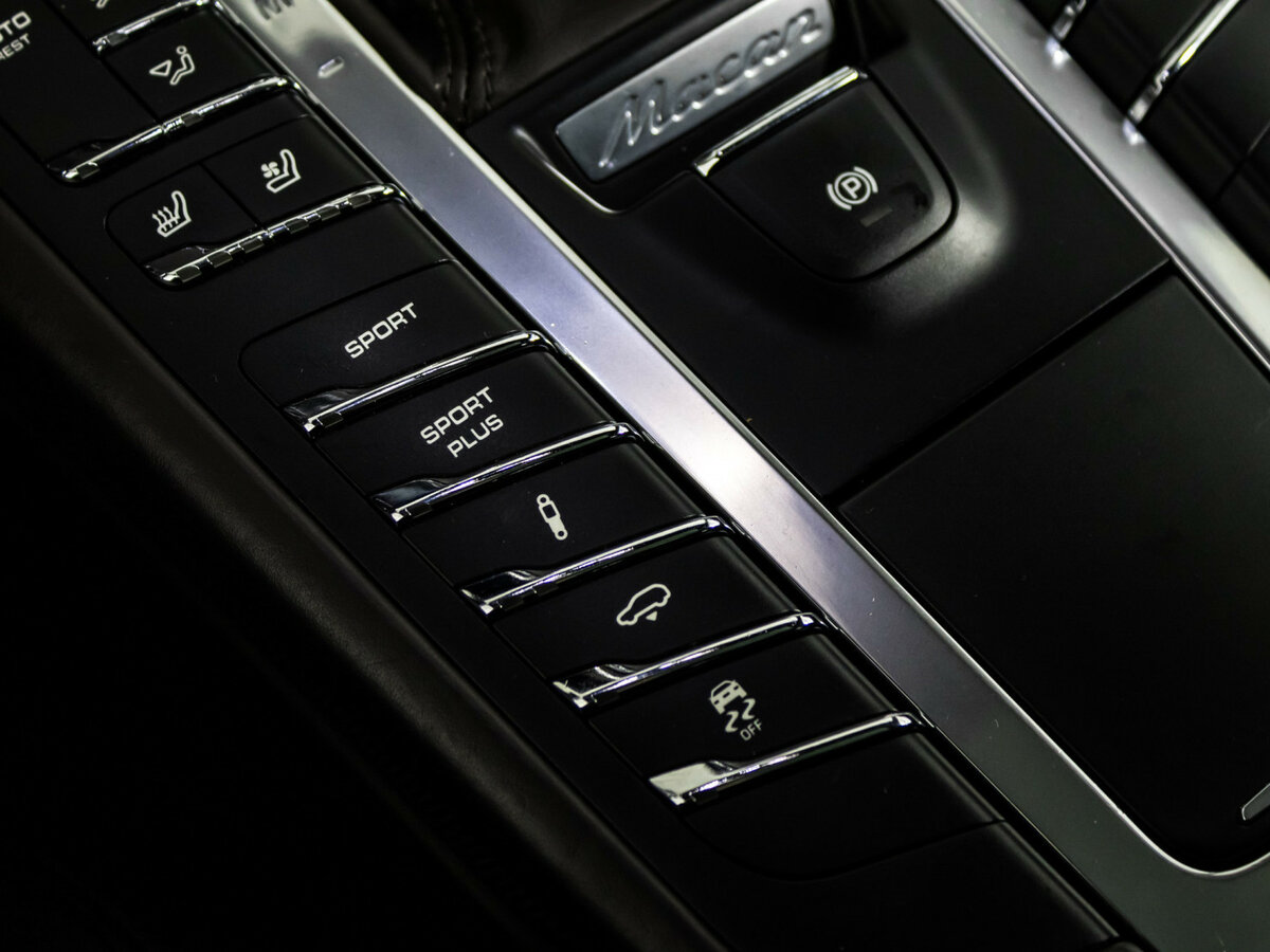 Porsche Macan с пробегом — 2015 год. Фото: #21