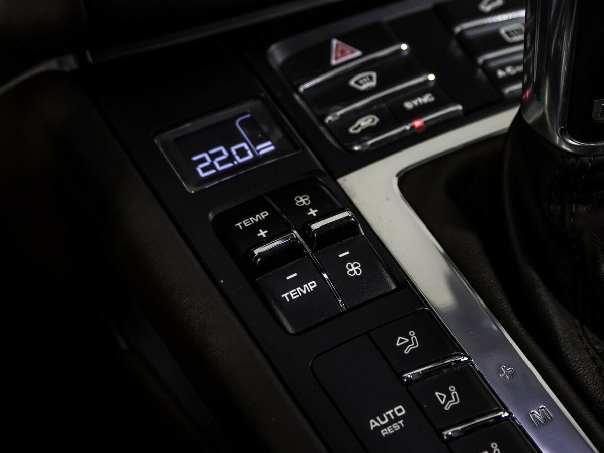 Porsche Macan с пробегом — 2015 год. Фото: #22