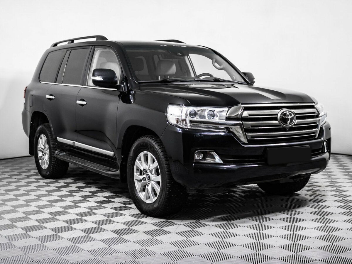 Toyota Land Cruiser с пробегом — 2016 год. Фото: #2