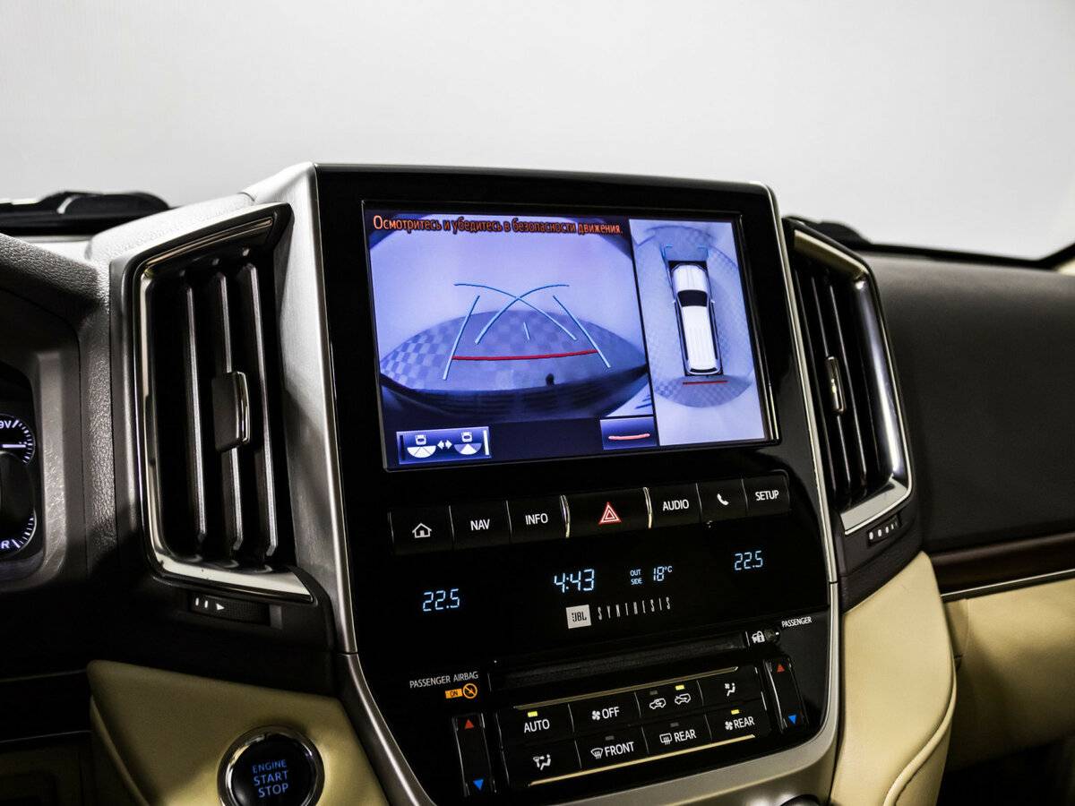 Toyota Land Cruiser с пробегом — 2016 год. Фото: #12