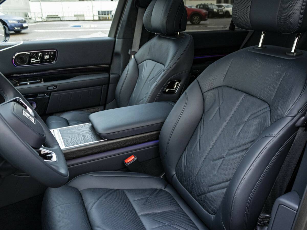 Zeekr 9X с пробегом — 2025 год. Фото: #13