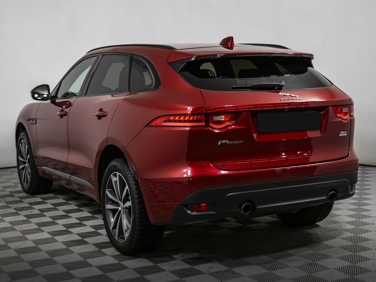 Jaguar F-Pace с пробегом — 2016 год. Фото: #5