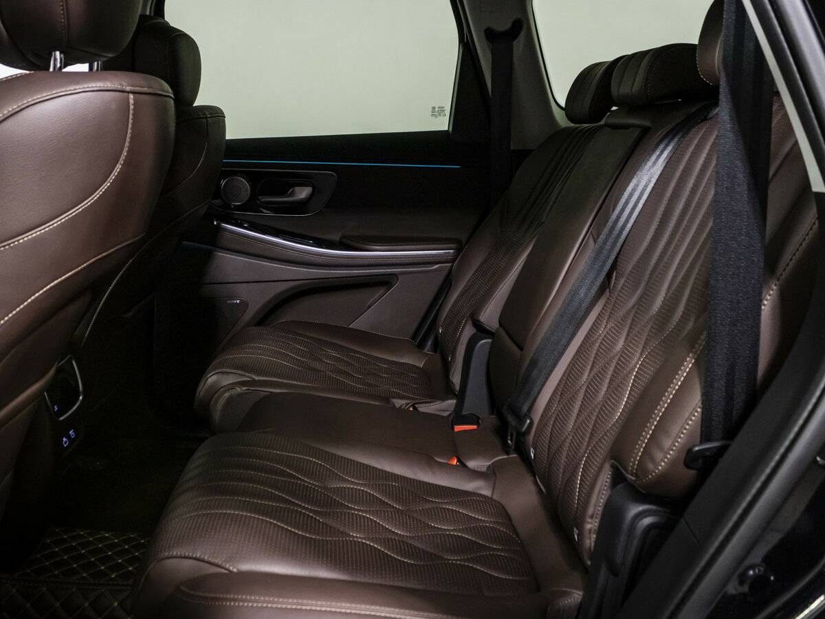 EXEED VX с пробегом — 2023 год. Фото: #10