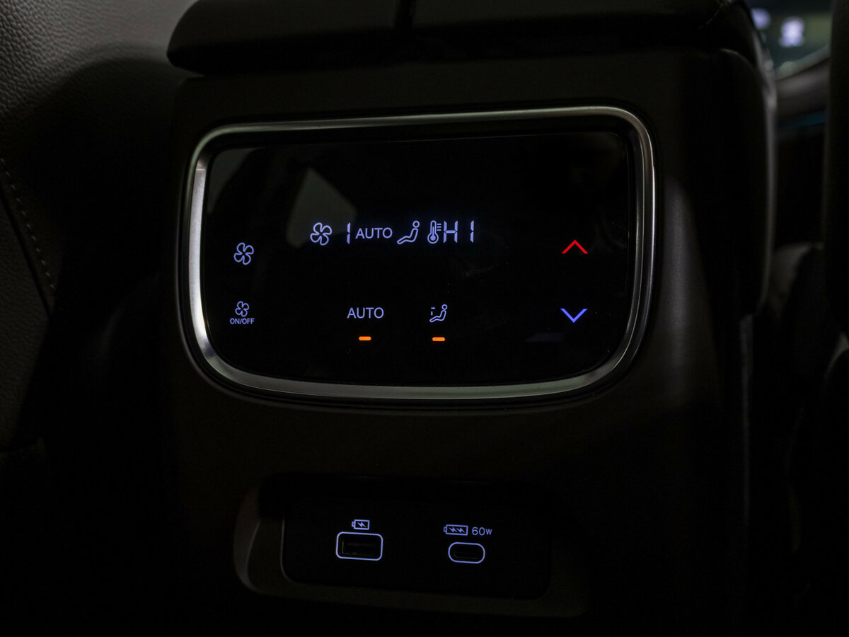 EXEED VX с пробегом — 2023 год. Фото: #15