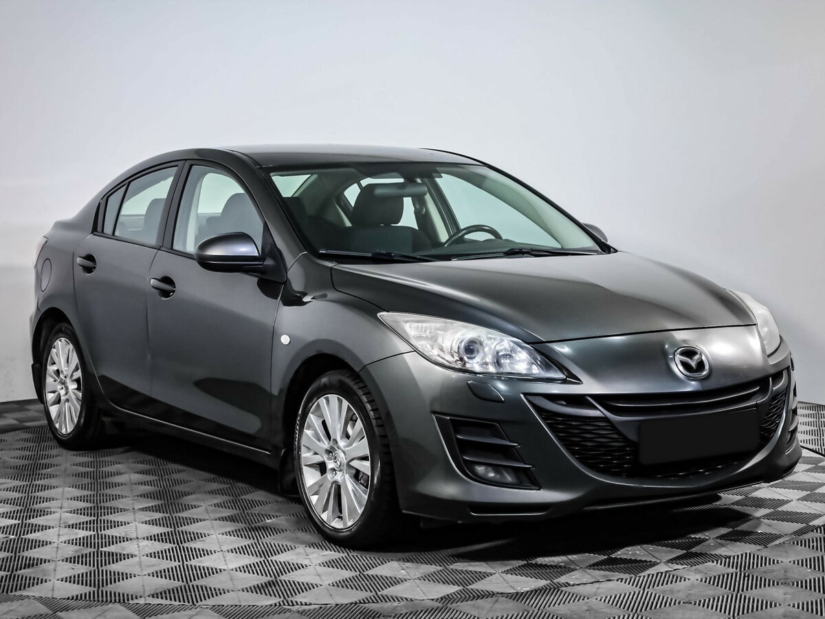 Mazda 3 с пробегом — 2011 год. Фото: #2