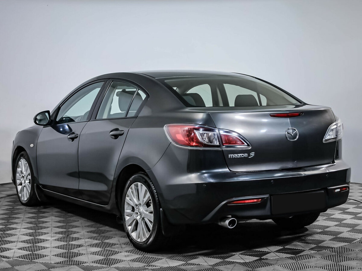 Mazda 3 с пробегом — 2011 год. Фото: #5