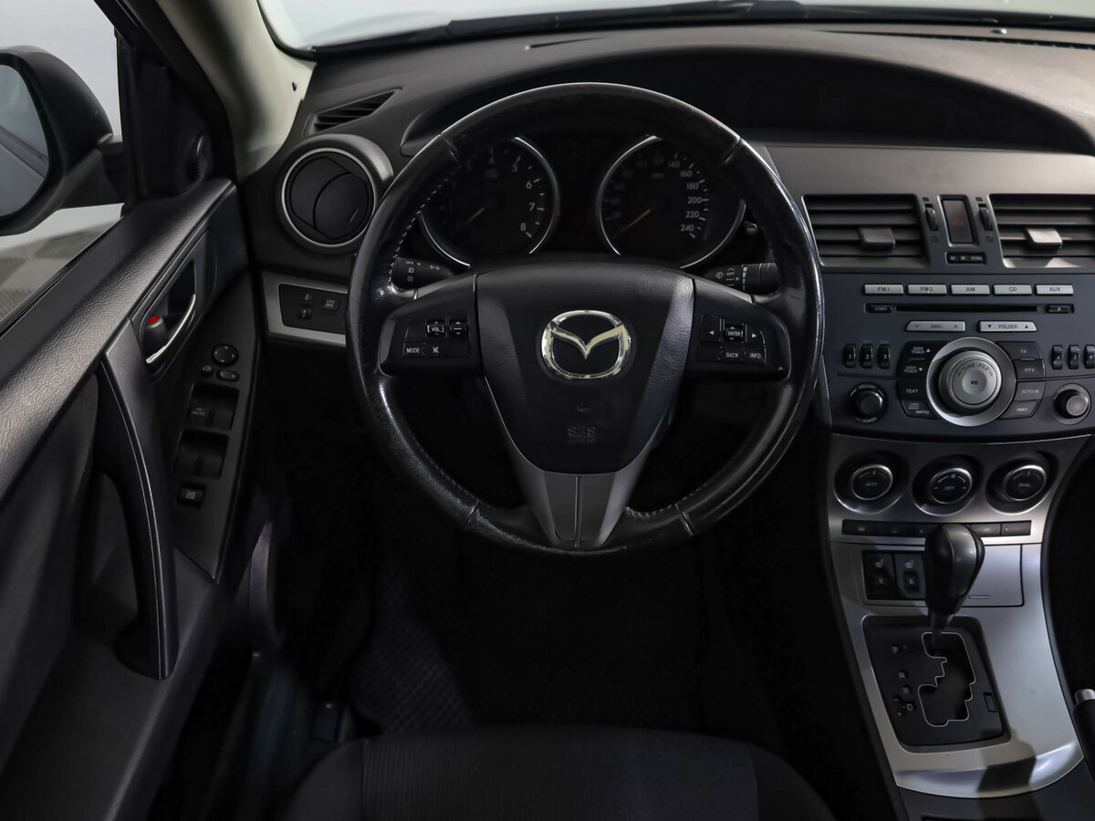 Mazda 3 с пробегом — 2011 год. Фото: #8