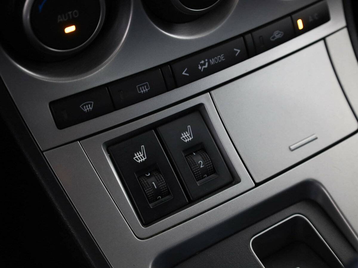 Mazda 3 с пробегом — 2011 год. Фото: #16