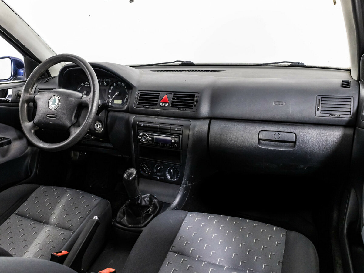 Skoda Octavia с пробегом — 2008 год. Фото: #6