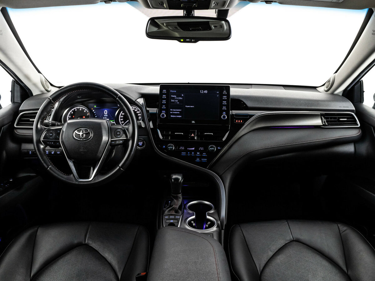 Toyota Camry с пробегом — 2021 год. Фото: #7