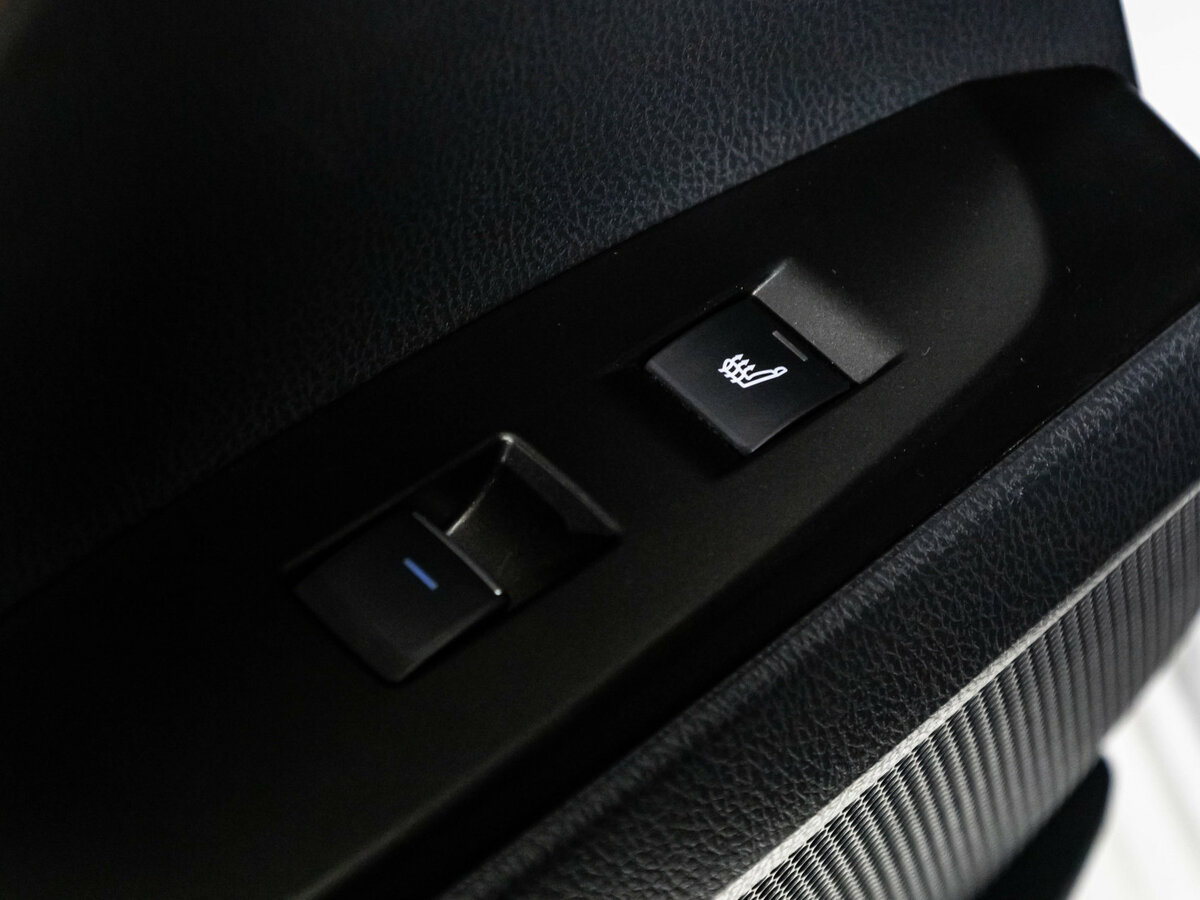 Toyota Camry с пробегом — 2021 год. Фото: #27