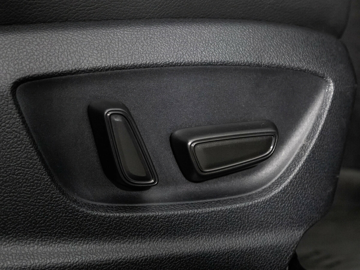 Toyota Camry с пробегом — 2021 год. Фото: #29