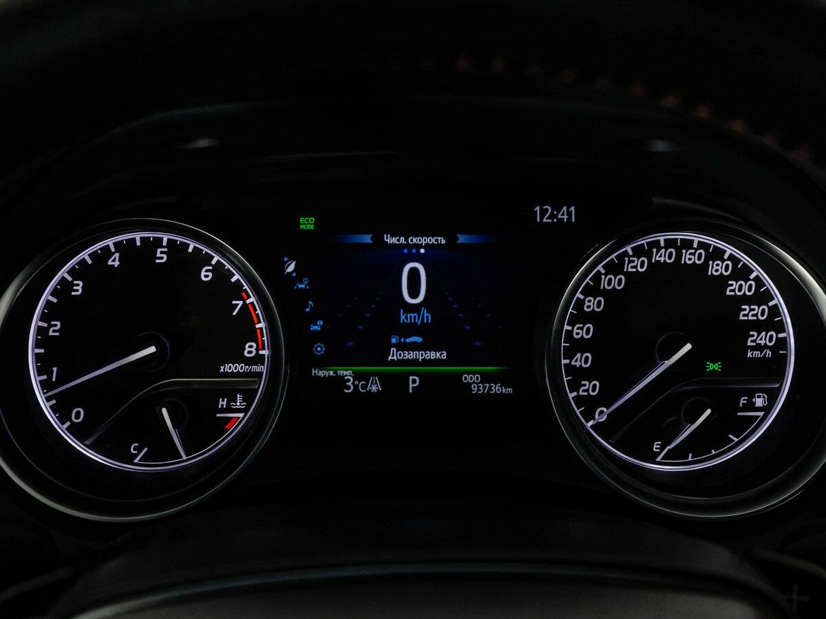 Toyota Camry с пробегом — 2021 год. Фото: #30