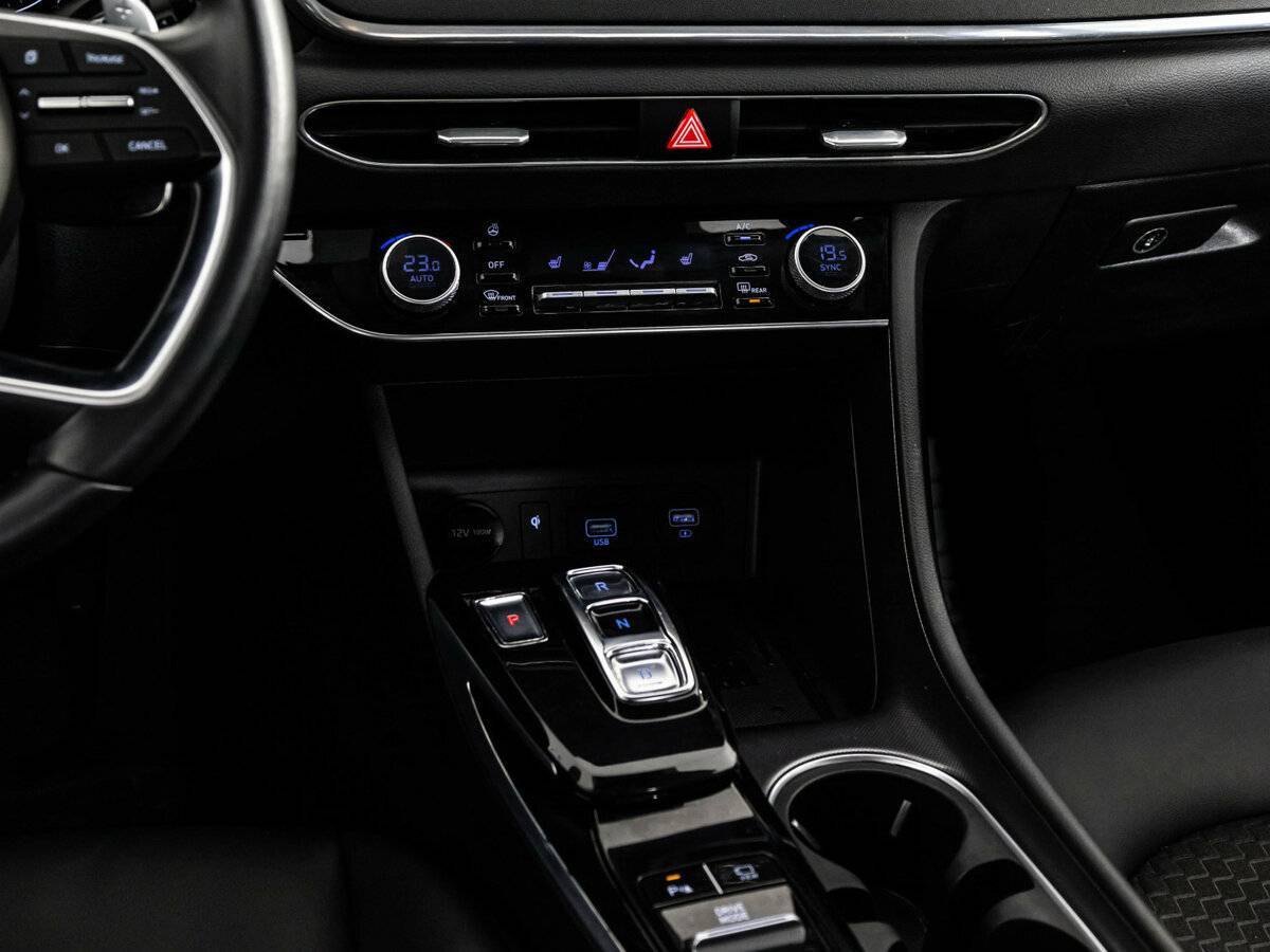 Hyundai Sonata с пробегом — 2020 год. Фото: #10