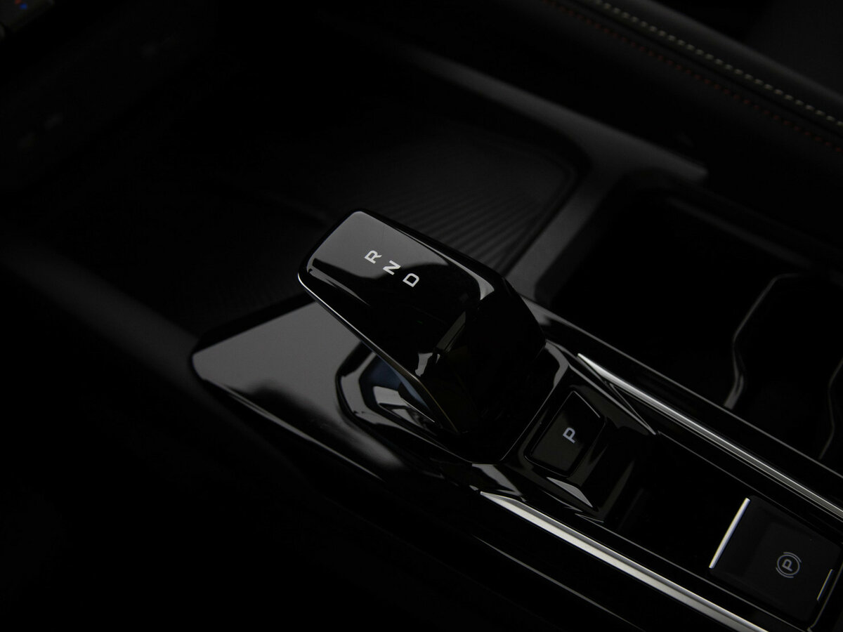 Geely Coolray с пробегом — 2023 год. Фото: #13