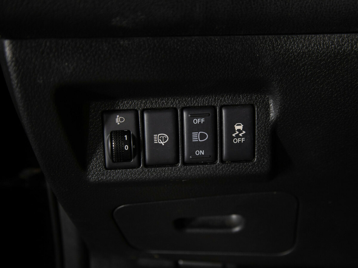 Nissan X-Trail с пробегом — 2012 год. Фото: #14