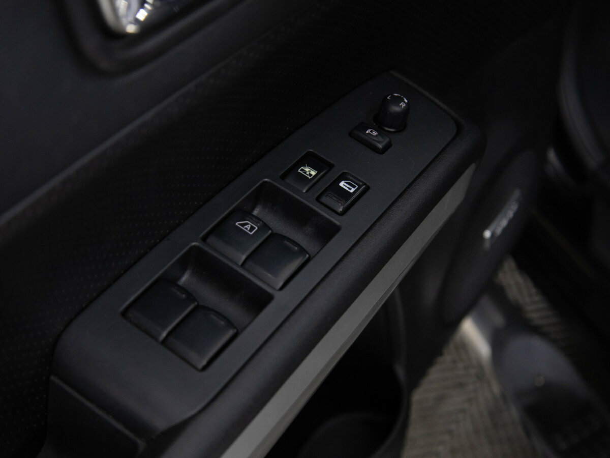 Nissan X-Trail с пробегом — 2012 год. Фото: #15