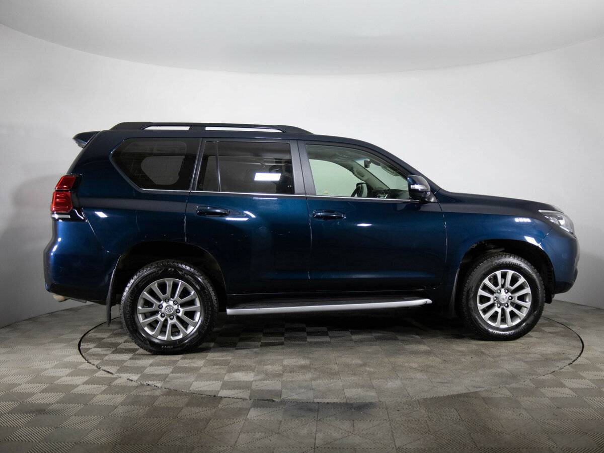 Toyota Land Cruiser Prado с пробегом — 2018 год. Фото: #3