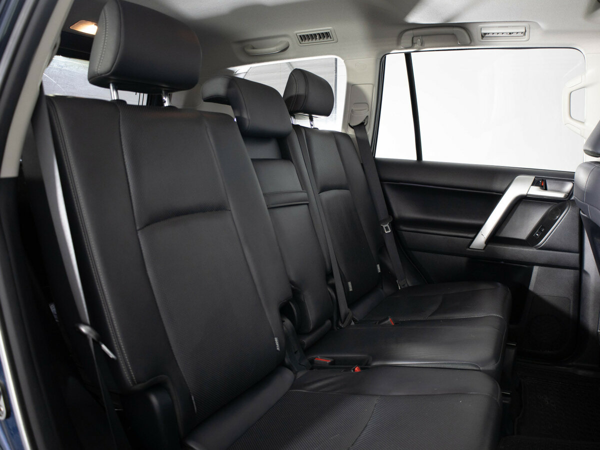 Toyota Land Cruiser Prado с пробегом — 2018 год. Фото: #18