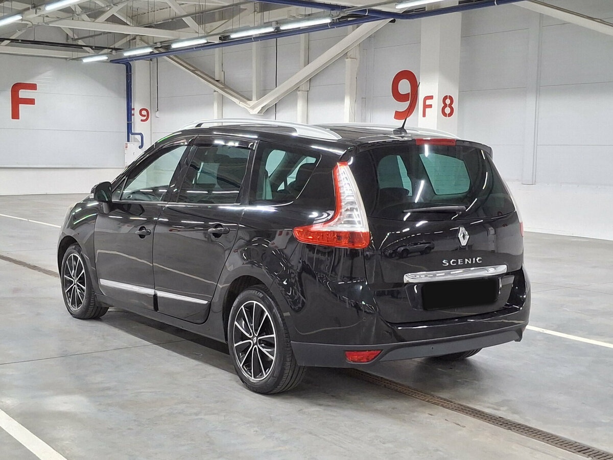 Renault Scenic с пробегом — 2013 год. Фото: #6