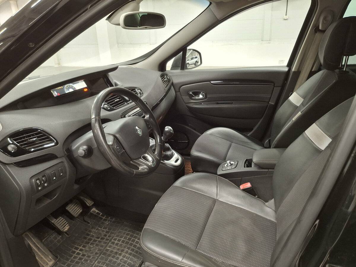 Renault Scenic с пробегом — 2013 год. Фото: #15
