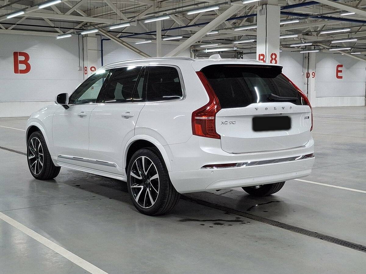 Volvo XC90 с пробегом — 2023 год. Фото: #6