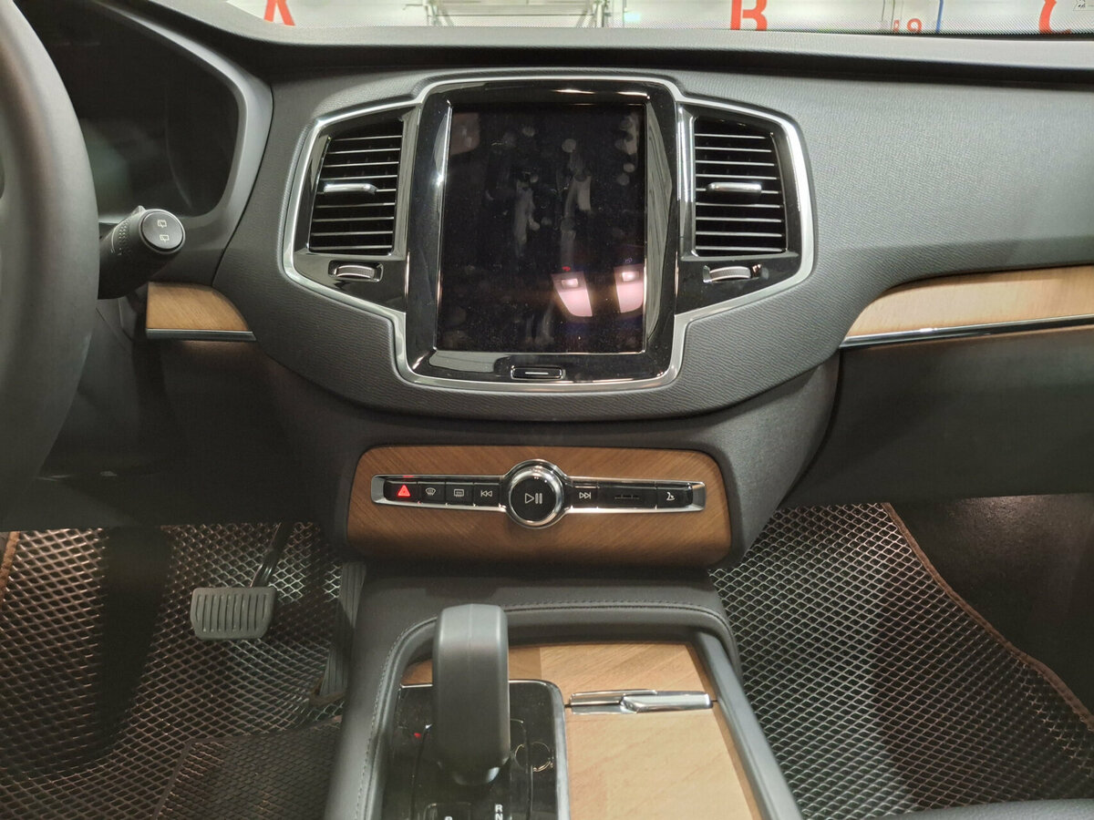 Volvo XC90 с пробегом — 2023 год. Фото: #14