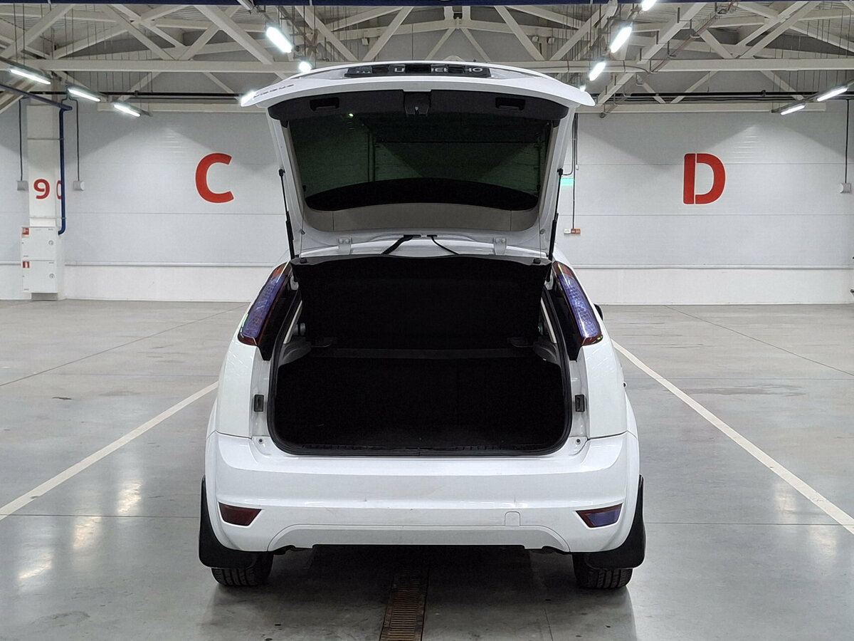 Ford Focus с пробегом — 2008 год. Фото: #9